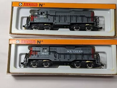 N Scale Pair Of  Arnold SOUTHERN PACIFIC  Diesel Locomotives  Tested • $30