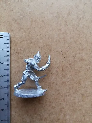 Dark Elf Warrior Grenadier Metal Miniature P45 • $3.08