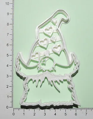 £4.99 • Buy HEART ON HAT GNOME Cookie/fondent  Cutter 3d Printed
