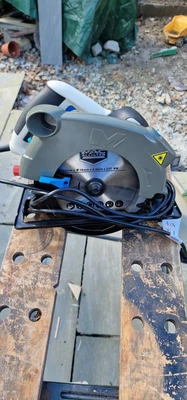 £25 • Buy Mac Allister MSCS1500 190mm Circular Saw Used Once