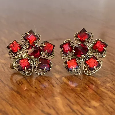 Fantastic Vintage Antique Czechoslovakia Red Glass Screwback Earrings 5h • $9.99