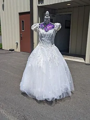 Diamond Collection Vintage Cap Sleeve Wedding Ball Gown Dress • $125