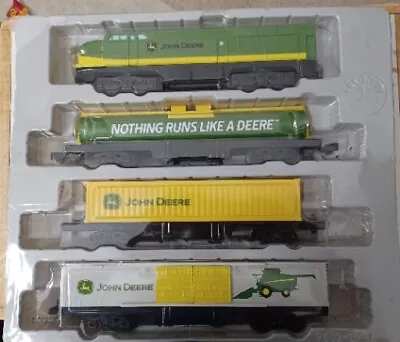 LIONEL JOHN DEERE BATTERY OPERATED TRAIN SET 711982 New  W/insert No Box • $65