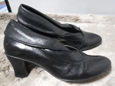 $39.99 • Buy PFR Everybody By BZ Moda Lotto Black Leather Cuffed Bootie Victorian Heel 38 7.5