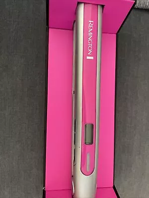 Remington Hot Pink Straightener • $10