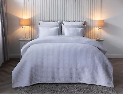 Lightly Quilted Cotton Rich Bedspread Or Bed Runner Or Filled Cushion In White • £23.99
