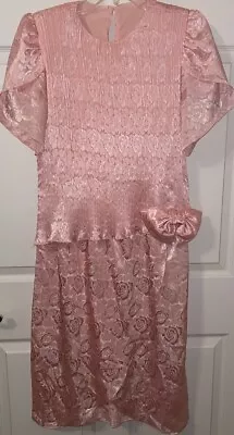 Vtg 1980’s Shimmery Peach Blush Dress Pleated Top Brocade Skirt Size 8 EUC • $7