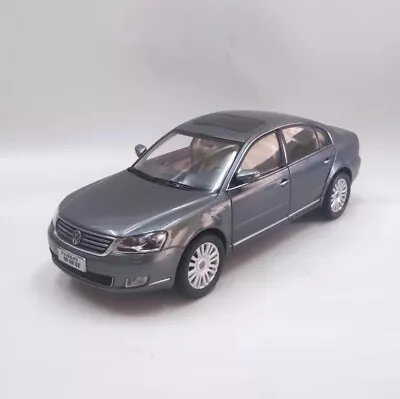 $129 • Buy Dealer Edition 1/18 2009 Volkswagen Passat Diecast Model Car