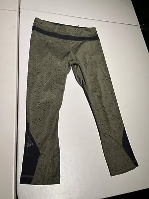 Lululemon Pants Women's 6 Dottie Dash Fatigue Green 23  Inseam  Inspire Crop Ll • $28