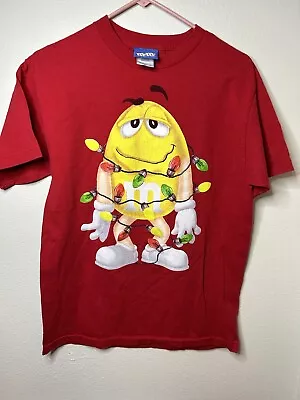 Mars M&Ms Yellow Peanut M&M  Christmas T-shirt Red Wrapped Lights Size Medium • $19.99