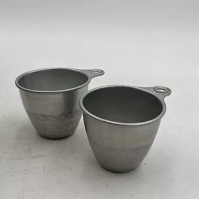 2 Vintage Aluminum Tab Measuring Cups Unbranded Baking Cooking Farmhouse Decor • $11.95