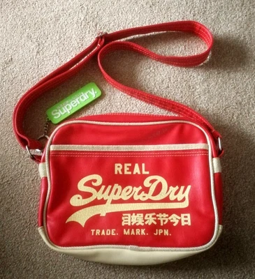 £11.99 • Buy Real SuperDry Red Shoulder Bag Super Dry With Green SuperDry Key Ring