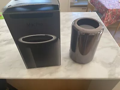 APPLE MAC PRO 3 GHz 8-Core Intel Xeon E5 128GB RAM 500GB SSD AMD FireProD500 3GB • $156.50