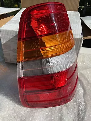 OEM 86-95 Mercedes Benz W124 300TE Wagon Left Rear US Version Taillight NIB NLA! • $1150