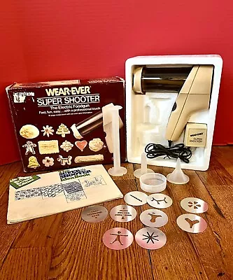 Vintage WEAREVER 70123 Super Shooter Electric Cookie Candy Canapé Maker Clean! • $54