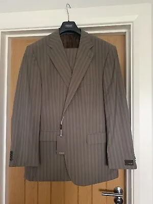 Feraud Suit 44 Short • £33.50