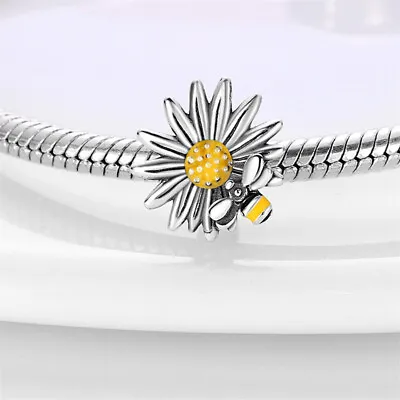 Nectar Honey Bee Bumble Queen Yellow Flower Daisy Charm  Sterling Silver 925 • £13.99
