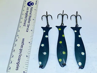 3 Vintage Moose Look Green And Yellow/White Spots Metal Wobblers 1/4 Oz. • $14.99