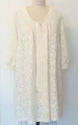 H&M Womens Cream Lace Mini Swing Dress Size 8 Embroidered 3/4 Sleeve Open Neck • $25