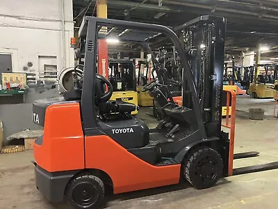 2019 Toyota 6500 LB Forklift With Side Shift And Triple Mast • $16999