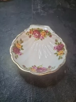 Vintage Bone China Cottage Rose Shell Shaped Dish Olive Dish • £8