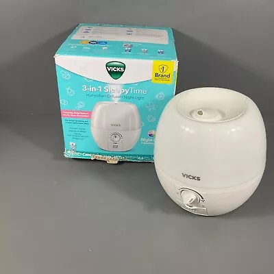 Vicks 3 In 1 SleepyTime Humidifier Diffuser Night Light 7 Soothing Colors • $13.60