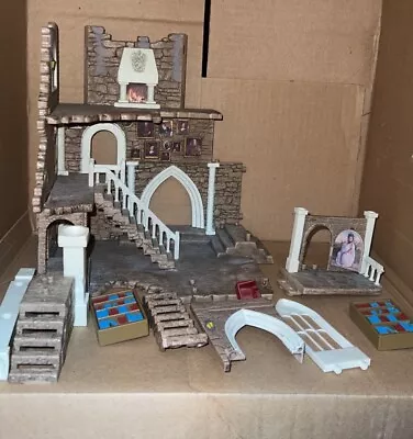 $25.50 • Buy Harry Potter Gryffindor Tower Nano Scene Pre-owned
