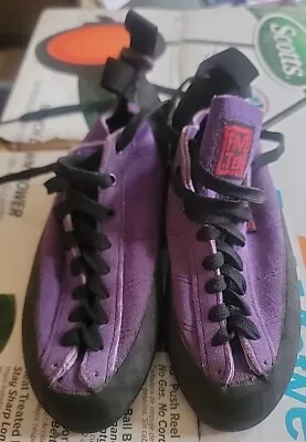 5 10 Five Ten USA Made Mens 9 Stealth C4 Purple Suede Climbing Shoes • $35