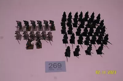 28mm Napoleonic Infantry Figures (16) • £25