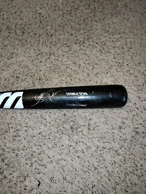Scott Rolen Autographed Game Used Baseball Bat Philadelphia Phillies HOF MLB  • $450
