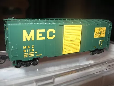 Atlas N Scale 50002653 PS1 Boxcar Maine Central #8119 • $13.99