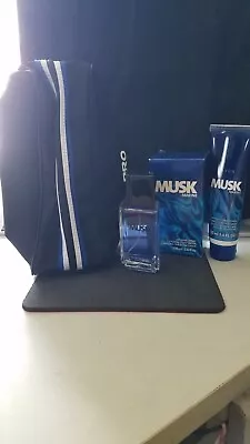 2pc. Musk Cologne With A Free Bag • $15