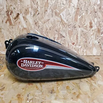 $276.25 • Buy Harley-Davidson FXDLI Dyna Low Rider Fuel Tank Gas Black 61014-06BHY **DENTED**
