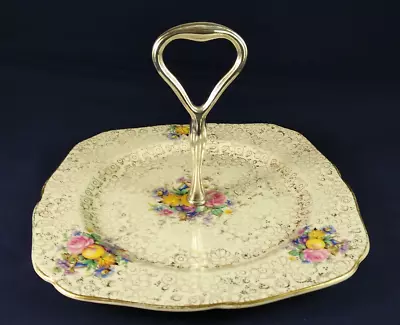 H&k Tunstall Floral Cake Plate & Handle • $9.95