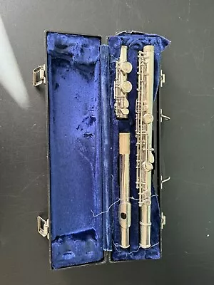 BLESSING B101 FLUTE W HARD CASE - CONCERT BAND INSTRUMENT - Vintage Gorgeous • $29.99