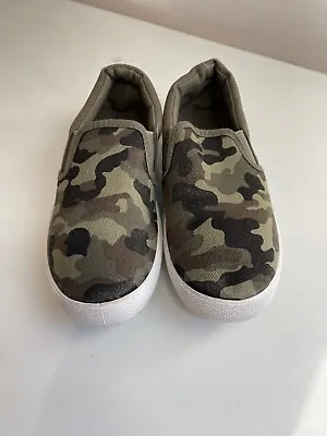 £3.99 • Buy Childrens Green Camouflage Plimsolls Pumps Canvas Shoes Size 13, Great Condition