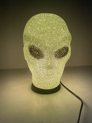 Neon Green Plastic Alien Head Lamp Night Light UFO Retro - Spencer's Gifts- 2000 • $22.99