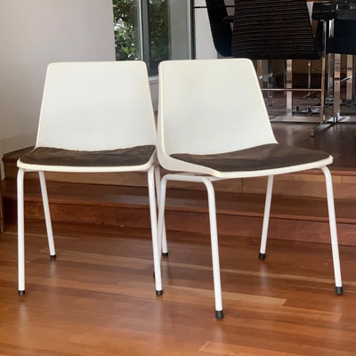 £100 • Buy Pair Robin Day Hille / Chair Centre 70s Vintage Polypropylene Plastic Chairs