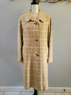 Vintage Women's Amicale 100 % Camel Hair Coat • $65