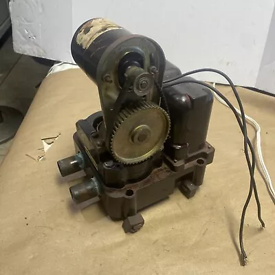 $325 • Buy Vintage PAR Peter & Russell Belt Driven High Pressure Water Pump 12 Volt Works