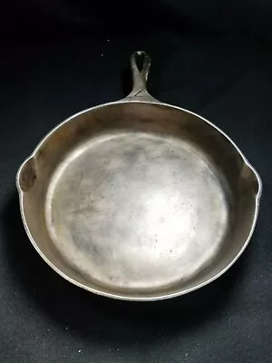 Martin Cast Iron #7 Hamburger Logo Shallow Skillet/Griddle Florence Alabama  • $149