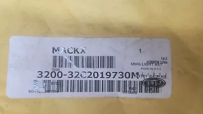 3200-32c2019730m Genuine Mack Oem Light Lamp Assy Nos • $75