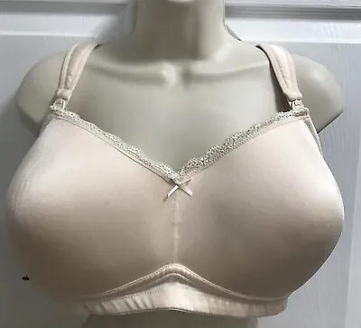 La Leche League Sz 44 C Ivory Nursing Wireless Maternity Bra Style 4197 • $11.99