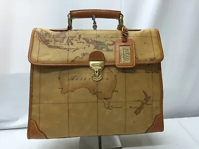 Auth ALVIERO MARTINI CLASSE WORLD MAP Business Hand Bag 9D030520n  • $199