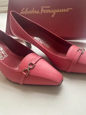 SALVATORE FERRAGAMO Ladies Kitten Heel Shoes Pink Leather BNWT 40 Uk 7 • £69.99