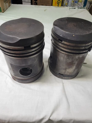 $25 • Buy Set Of John Deere Model A .045 Over High Altitude Pistons With Pins And Rings
