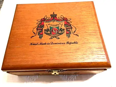 A Fuentes Cuban-Style Corona Wood Cigar Box 7  Dominican Republic Empty • $5