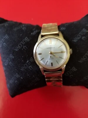 $22.99 • Buy Vintage 70s Gold Color CARAVELLE By BULOVA 11DP Man Hand-wind Watch