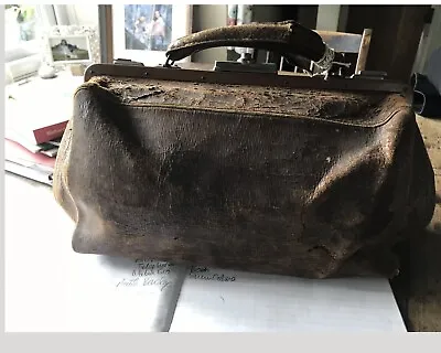 £40 • Buy Genuine Vintage Old Gladstone Doctors Bag.  Brown Leather Distressed