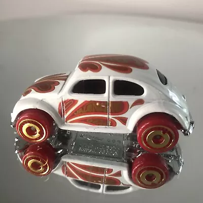 Hot Wheels ‘88 Volkswagen Beetle Love Bug • $24.99